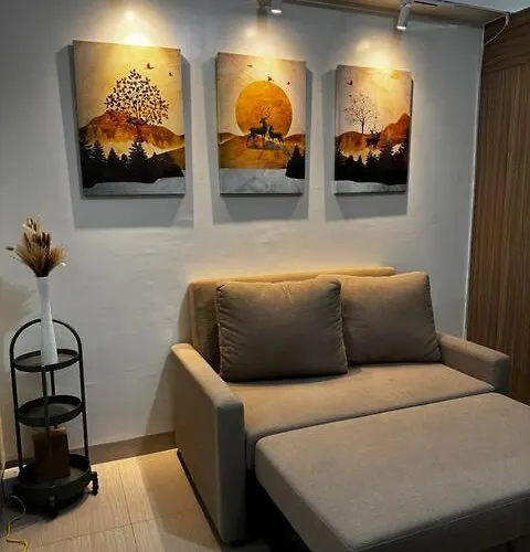 Upper Aparthotel *